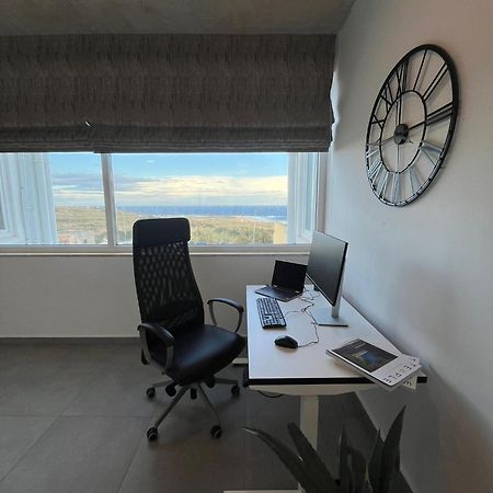 Seaside Luxury In Pembroke St Julians Apartman Kültér fotó