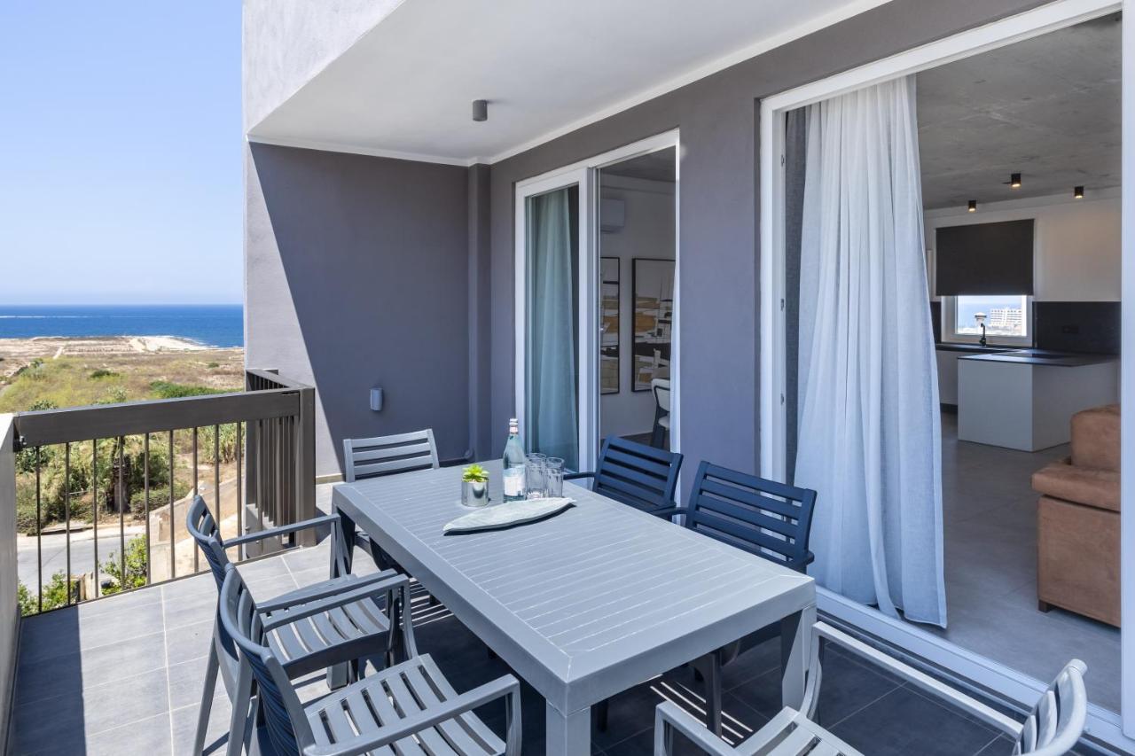 Seaside Luxury In Pembroke St Julians Apartman Kültér fotó